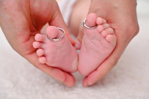 清镇孕妇两个月肚子疼